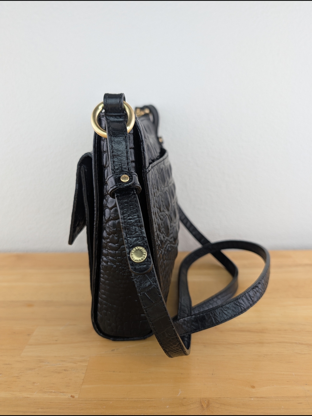 Brahmin Mimosa Manhattan Black Croc-Embossed Leather Crossbody Bag Tassel Detail - Picture 7 of 16